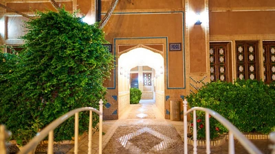 Moshir al-Mamalek Garden Hotel
