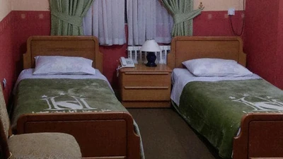 Sadra Hotel