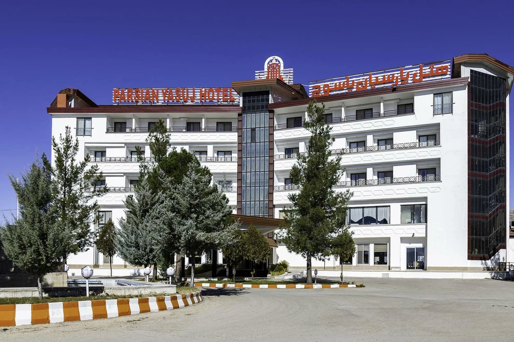 Yasuj Parsian Hotel