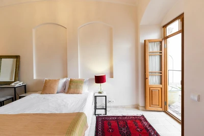 Zavieh Hotel