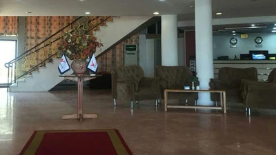 Laleh Hotel