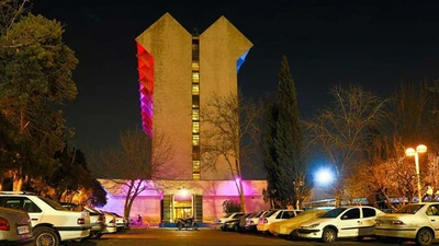 Laleh Hotel