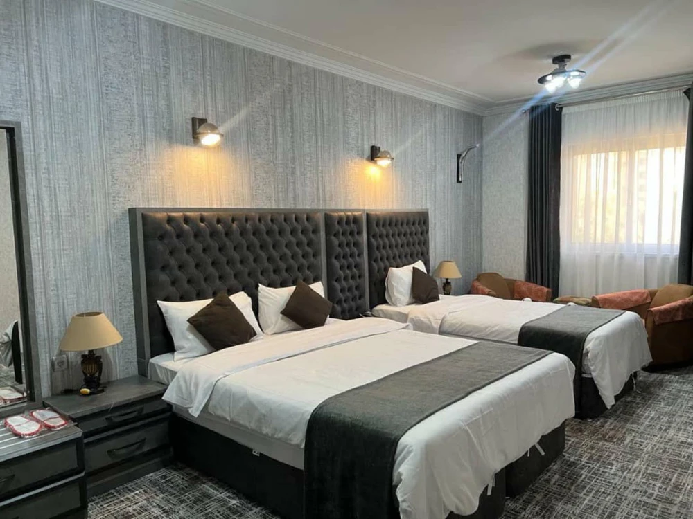 Persepolis Hotel