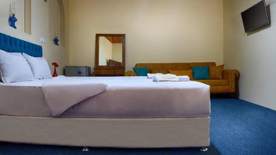 Darbari Hotel
