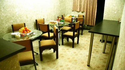 Abrisham Hostel