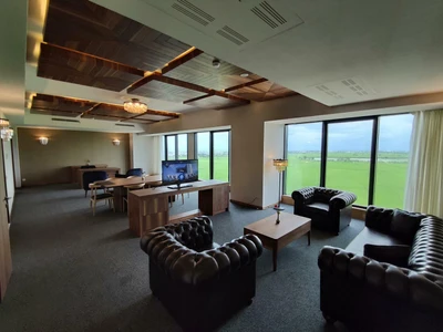 Mizban 5-Star Hotel