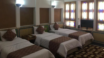 Moshir al-Mamalek Garden Hotel