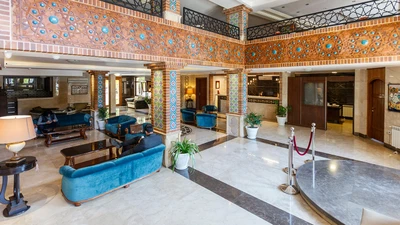 Arg Hotel