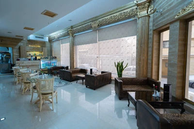 Helma Hotel