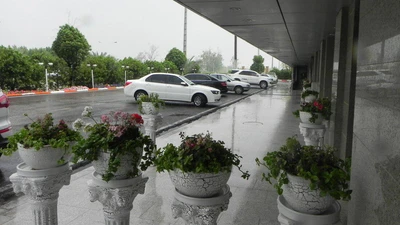 Parsian Hotel