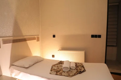 Aysan Hotel