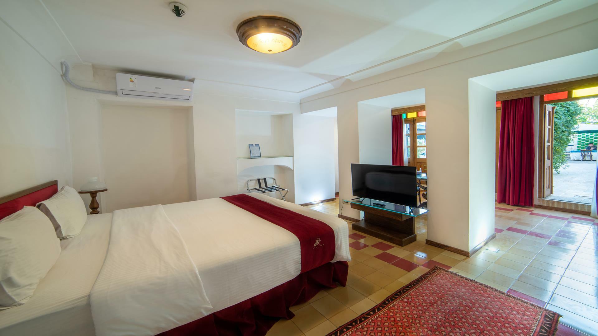 Keryas Hotel