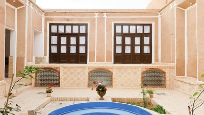 Shakheh Nabat Hostel