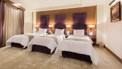 Negin Pasargad Hotel