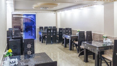 Qobad Hotel