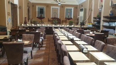 Khan Dohad Hotel