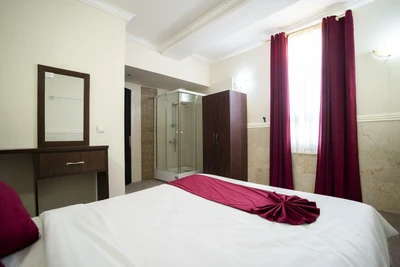 Kimia 4 Hotel