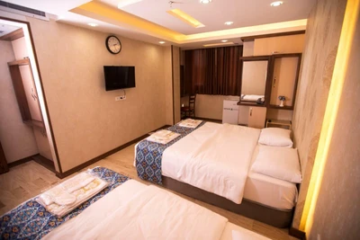 Esfahan Mani Hotel