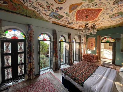 Toranjestan House