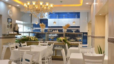 Larn Hotel