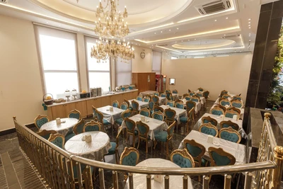 Liana Hotel