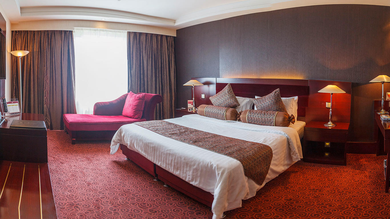 Parsian Azadi Hotel