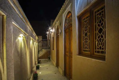 Tavousiyeh Hotel