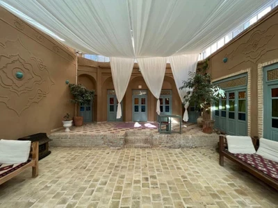 Khesht Abad Hotel