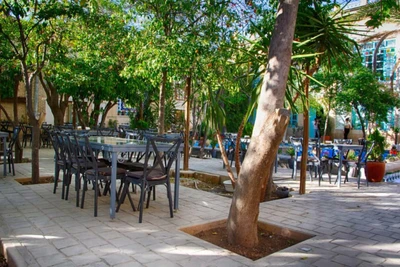 Shahparioun Boutique Hotel