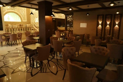 Niyayesh Hotel