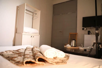 Aysan Hotel