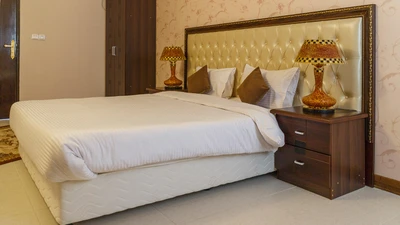Lux Persia Hotel