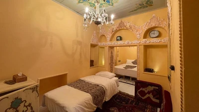 Darvash Traditional Hotel