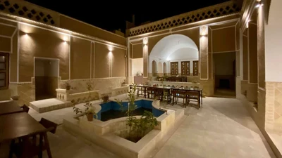 Khansalar Hotel