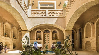 Ara Traditional Hotel