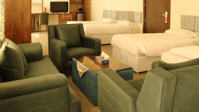 Nakoo Hotel