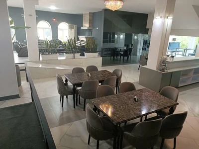 Rose Hotel
