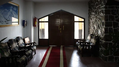 Shemshak Tourist Hotel