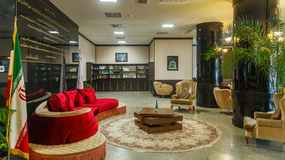 Farhang & Honar Hotel