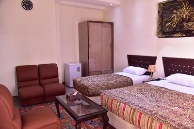 Plus Hotel