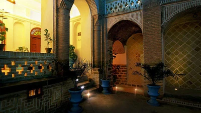 Afzal Traditional House