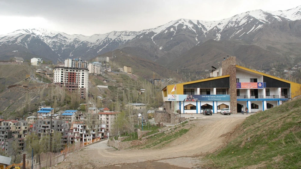 Shemshak Tourist Hotel