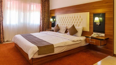 Shayli Hotel