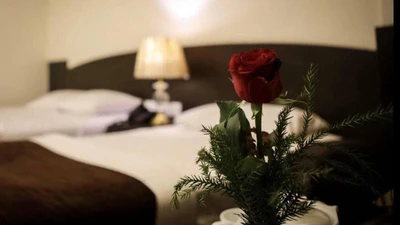 Alzahra Hotel